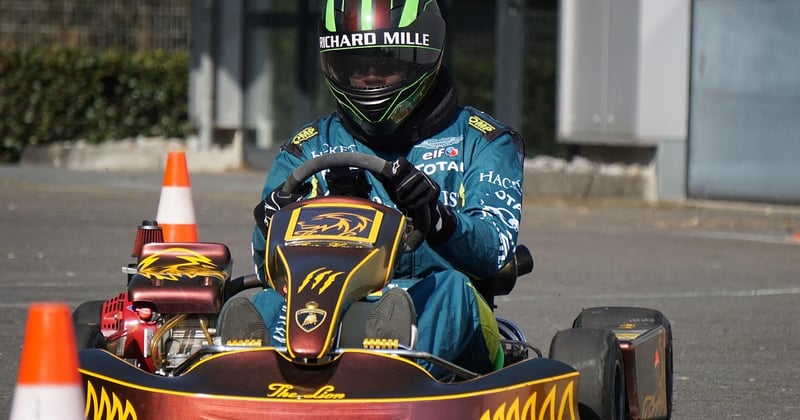 Kart à Villeurbanne : ce que le volant apprend avant la route
